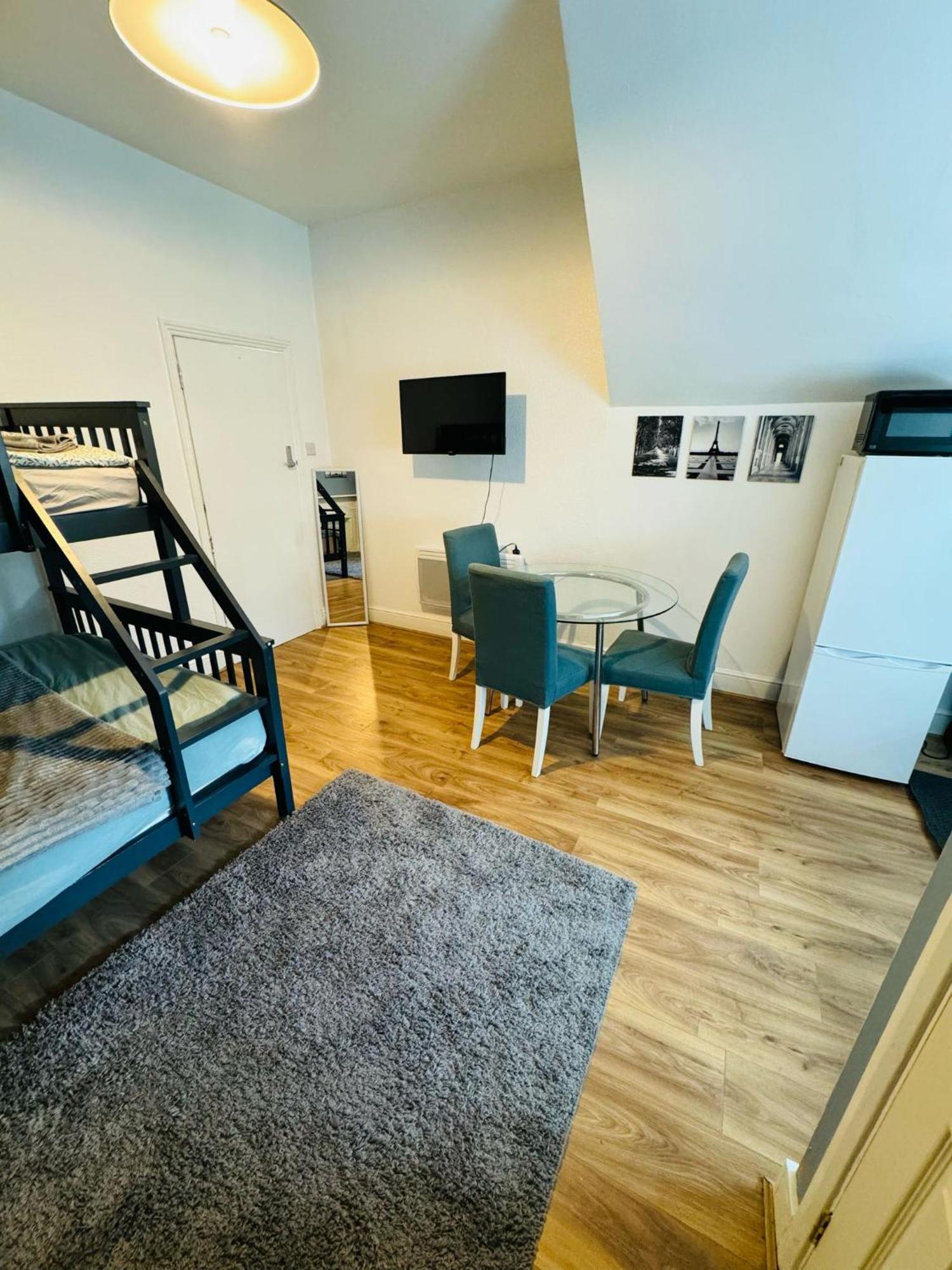 London Guest Studios 8 外观 照片